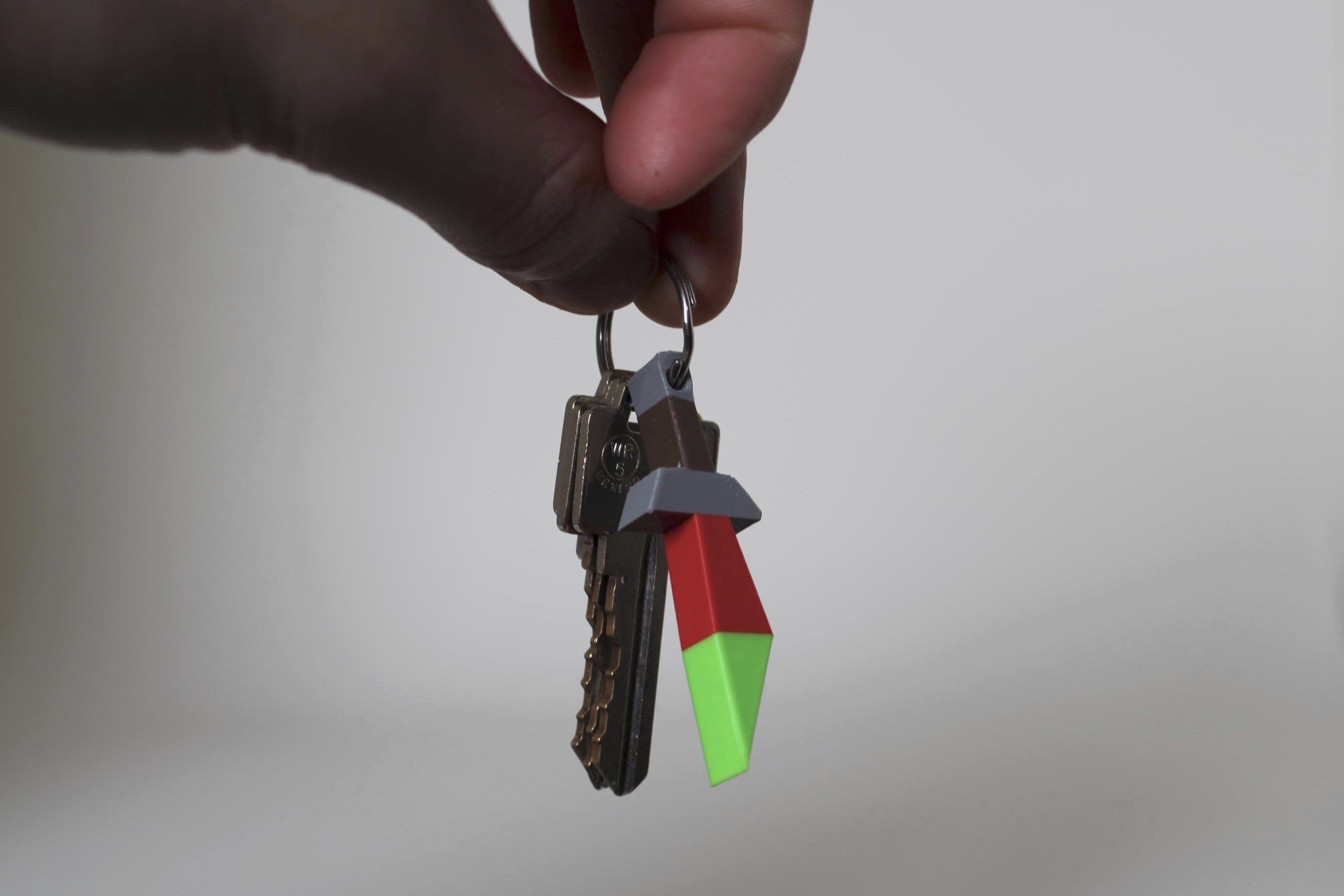Dragon Dagger Keychain - Old School RuneScape OSRS Replica